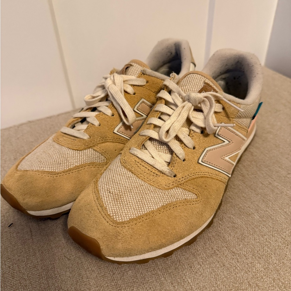 New Balance Women’s 574